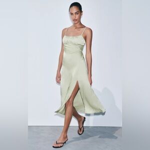 🔥🔥zara satin slip dress